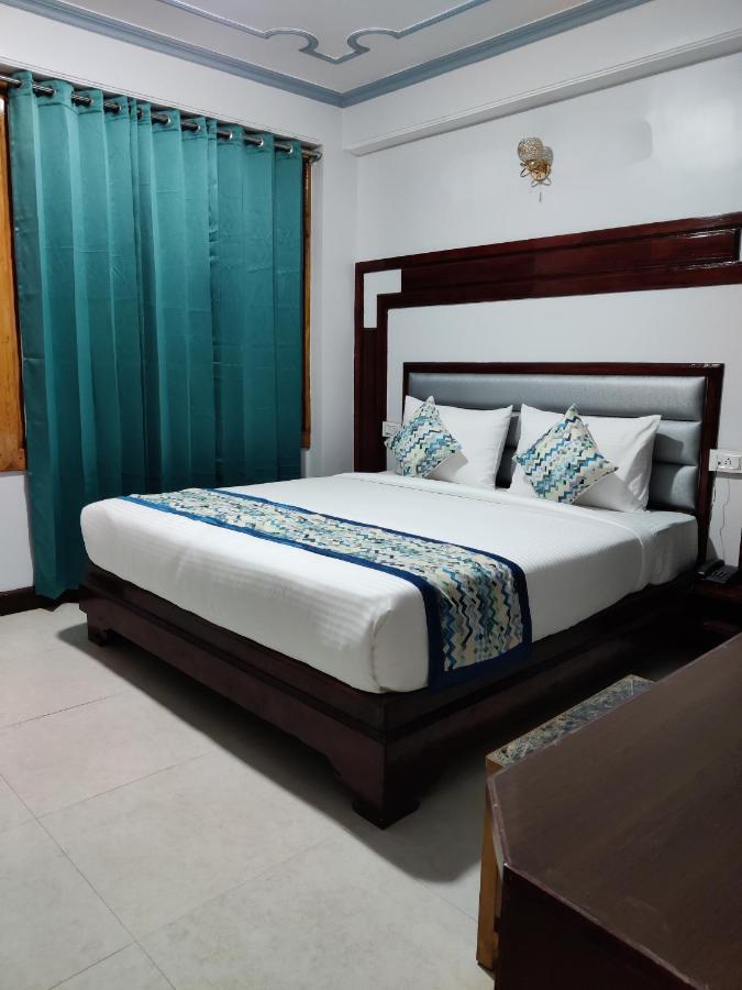 Golden Oak Bed & Breakfast Shimla Luaran gambar